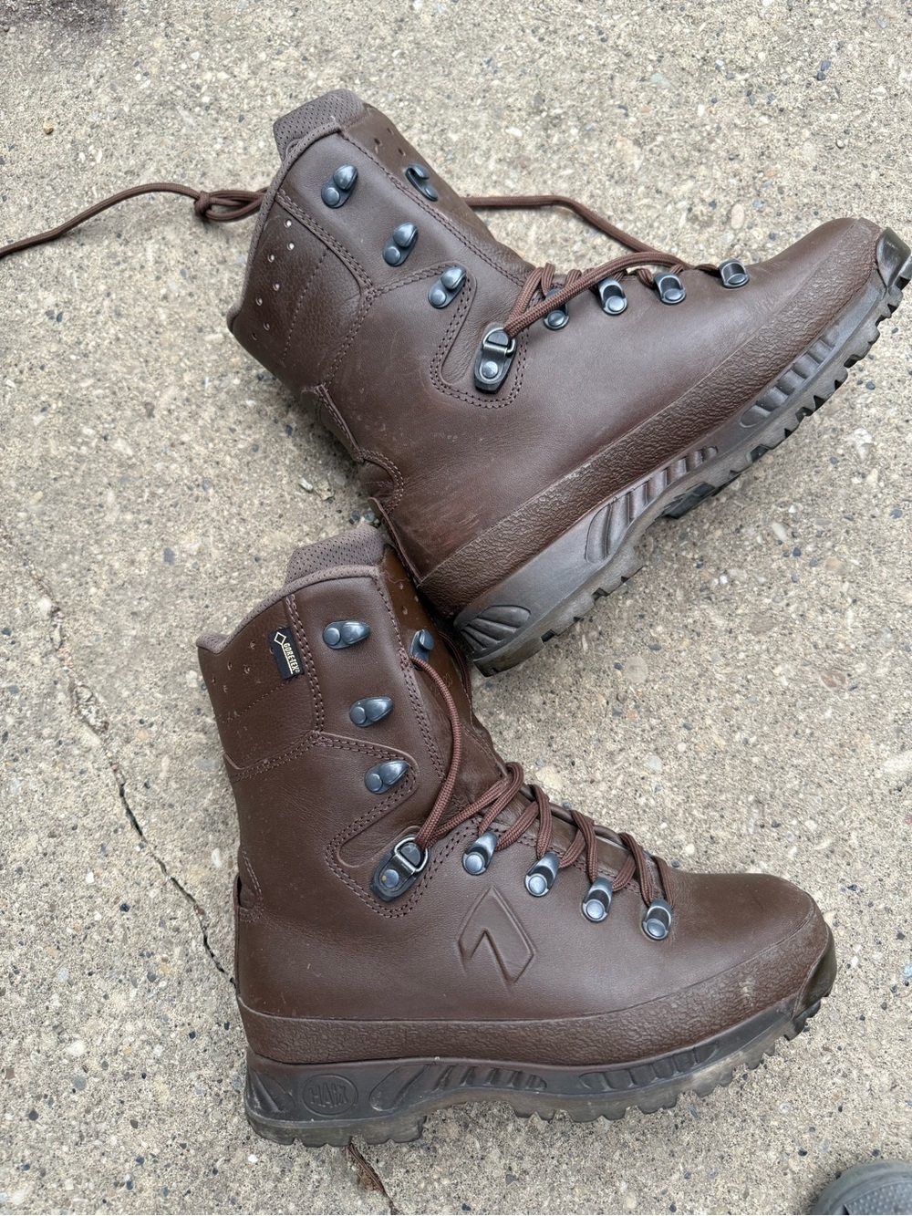 Men's Brown Leather Tactical Hiking Boots — Rugged Outdoor Support